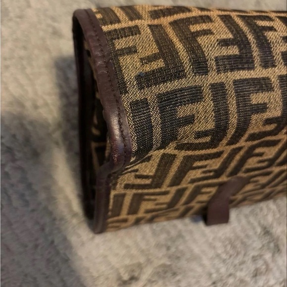 Fendi Black and Brown Logo Tote - Picture 11 of 13